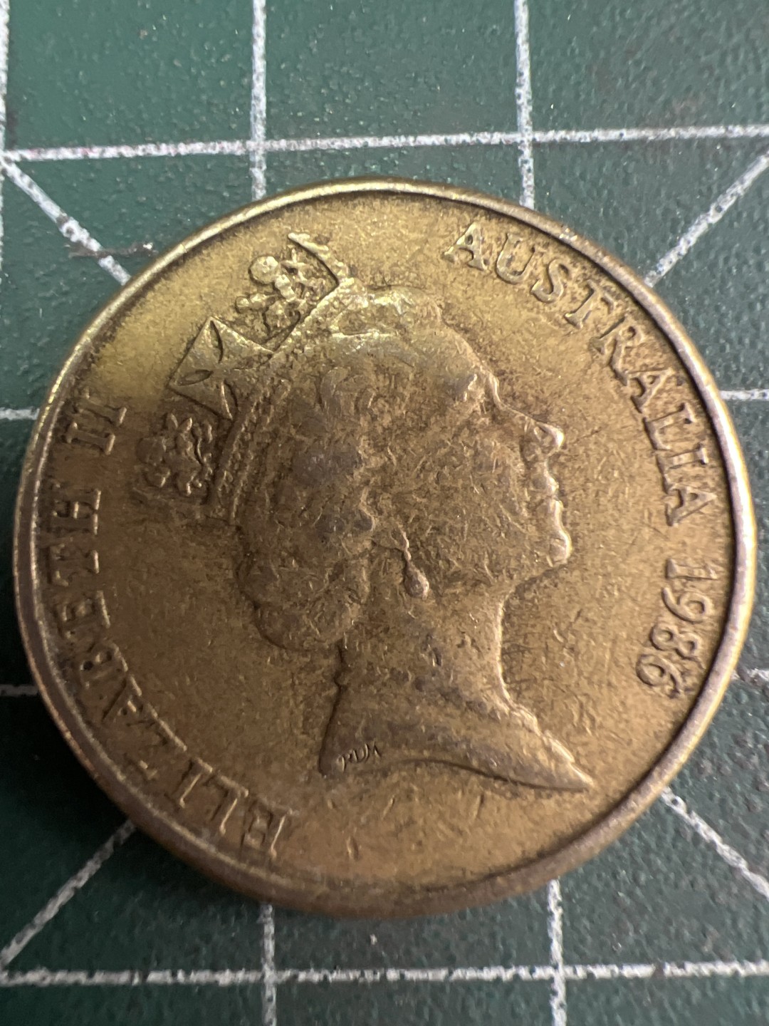 泡泡堂微拍第六十幕硬币捡漏可累计专场👿👿，零佣金，零押金，累计满二十元包邮，接受代拍业务 澳大利亚一元纪念币