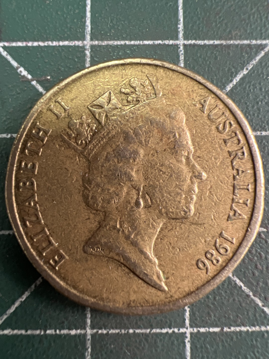 泡泡堂微拍第六十幕硬币捡漏可累计专场👿👿，零佣金，零押金，累计满二十元包邮，接受代拍业务 澳大利亚一元纪念币