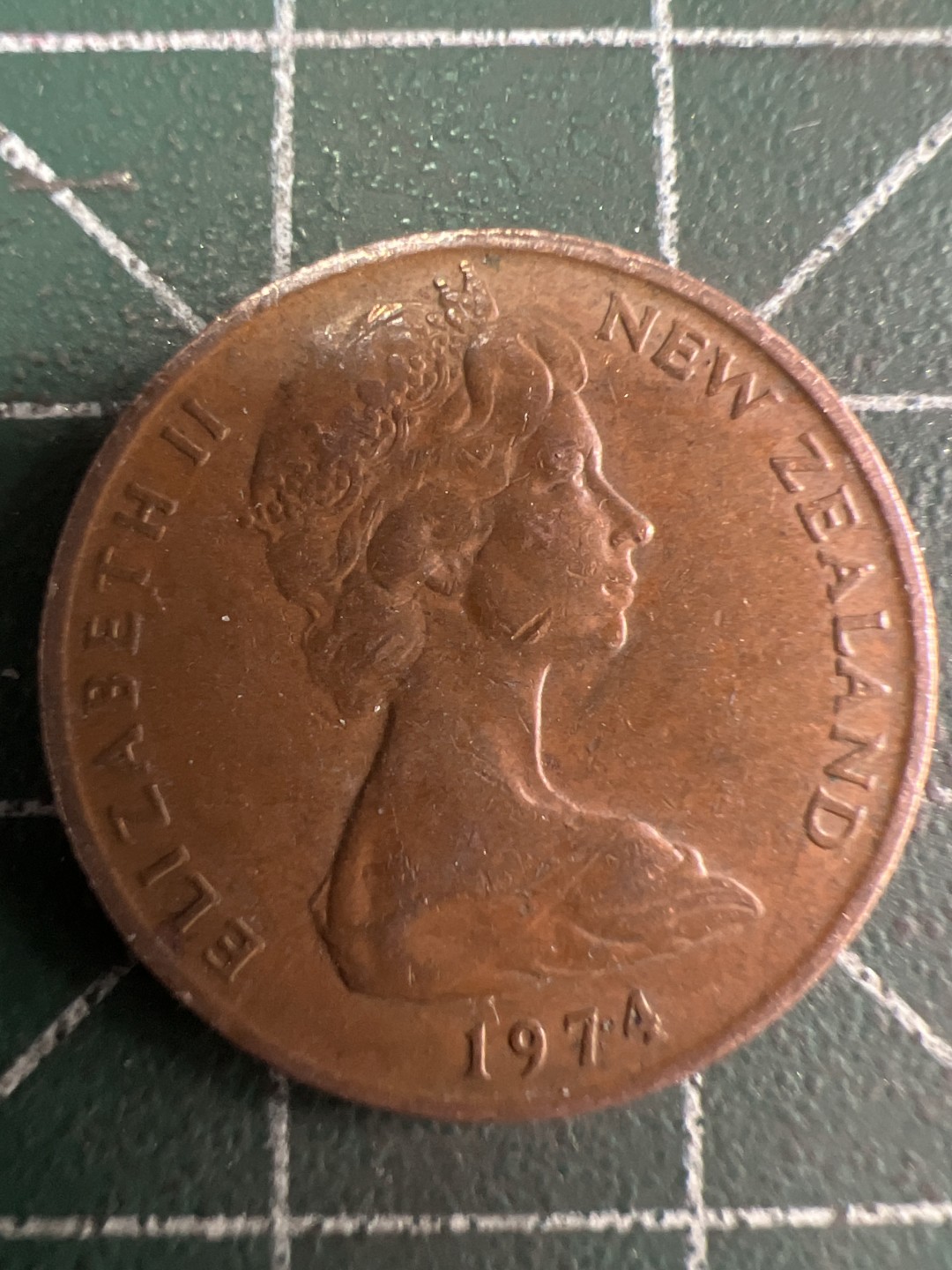 泡泡堂微拍第六十幕硬币捡漏可累计专场👿👿，零佣金，零押金，累计满二十元包邮，接受代拍业务 新西兰2分