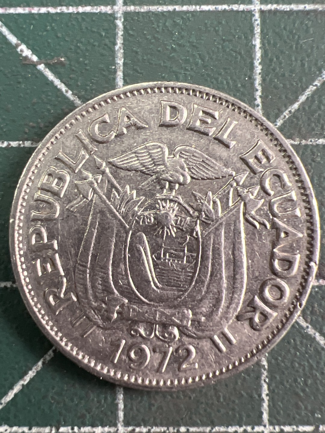 泡泡堂微拍第六十幕硬币捡漏可累计专场👿👿，零佣金，零押金，累计满二十元包邮，接受代拍业务 厄瓜多尔20分