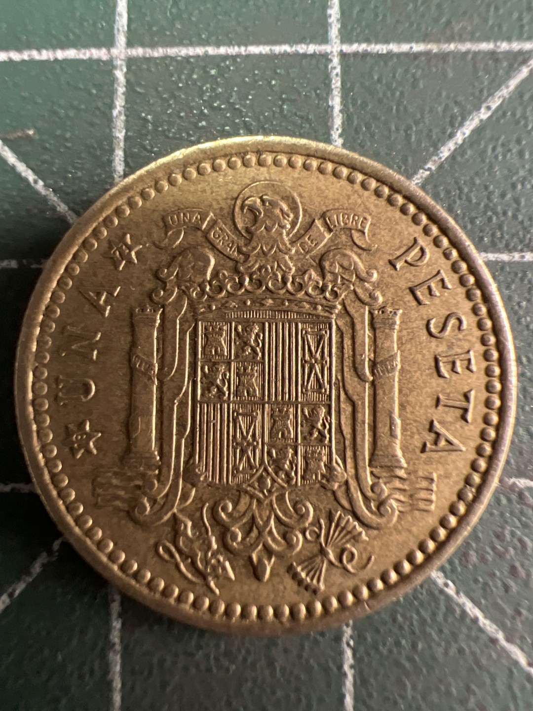 泡泡堂微拍第六十幕硬币捡漏可累计专场👿👿，零佣金，零押金，累计满二十元包邮，接受代拍业务 西班牙铜币