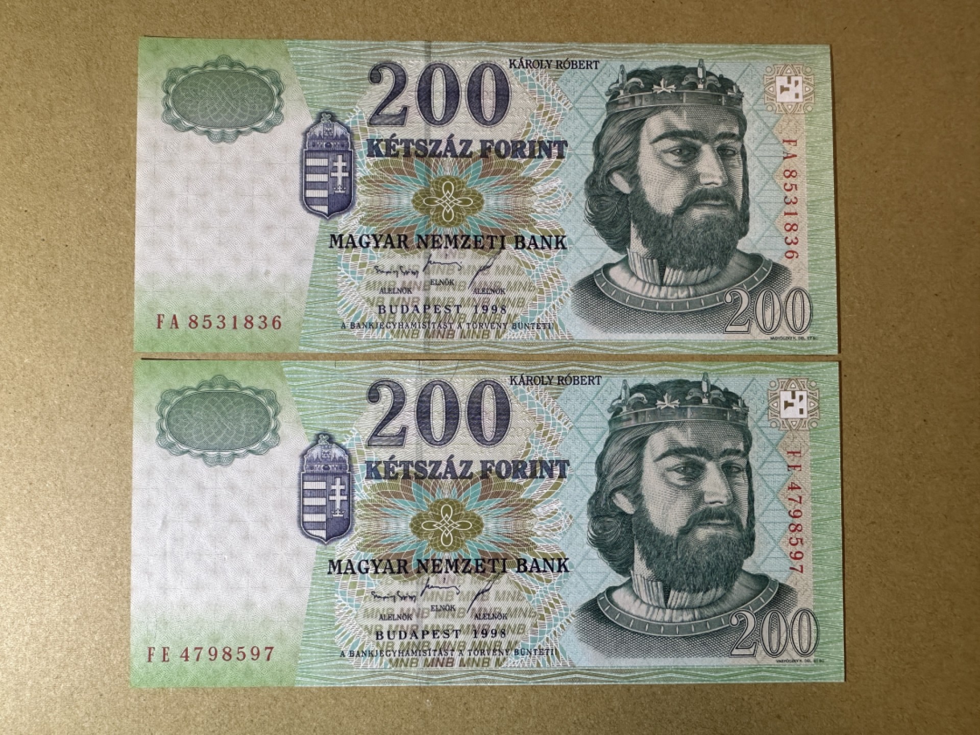 《张总收藏》89期——外币荟萃 欧洲精品 匈牙利200福林2张 UNC 1998年