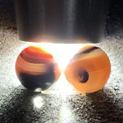 精美紫罗兰料战国红玛瑙腰珠一对 精美紫罗兰料战国红玛瑙腰珠一对