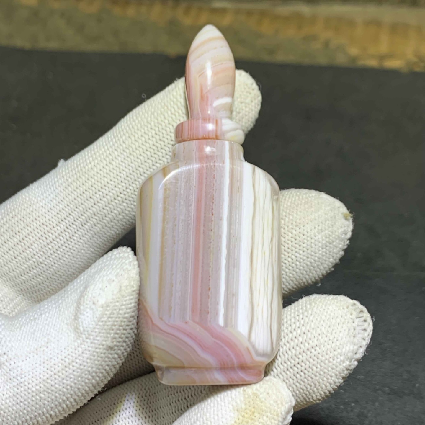 精美高玉化巴西玛瑙鼻烟壶，摆件，把件，一个