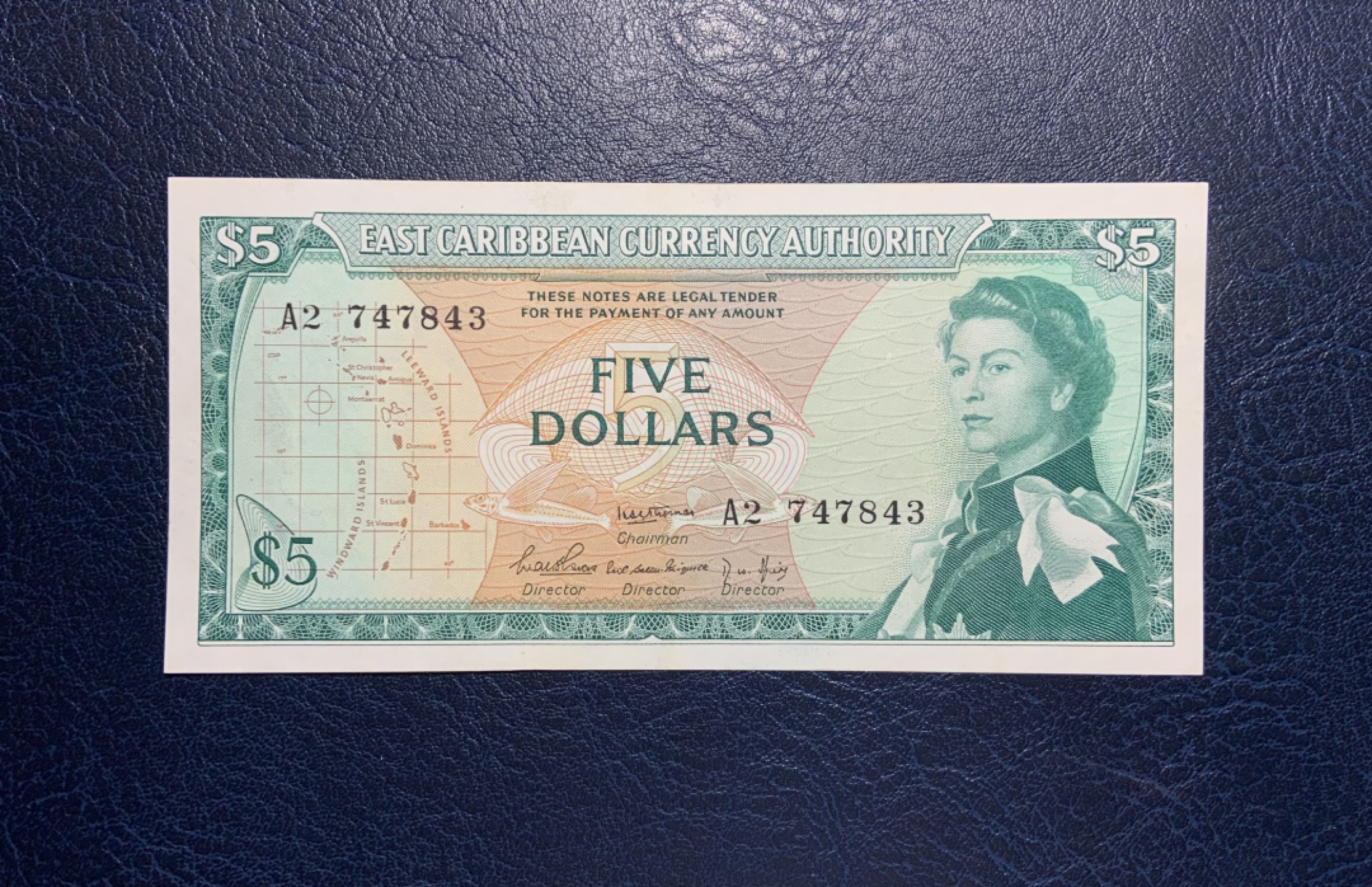 收藏联盟Quantum Auction 第232期拍卖 东加勒比国家1965年5元 品相AU- 无加盖冠字a版第一签 且为首发组A冠 十分稀少 