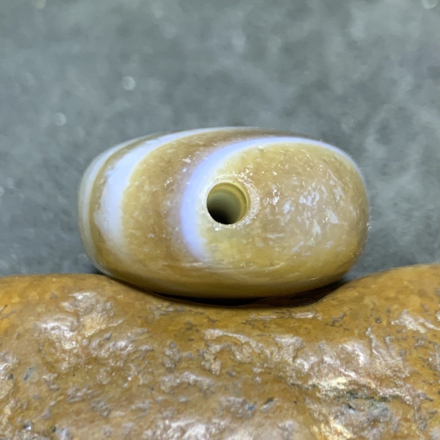 精美高玉化药师玛瑙板珠一个