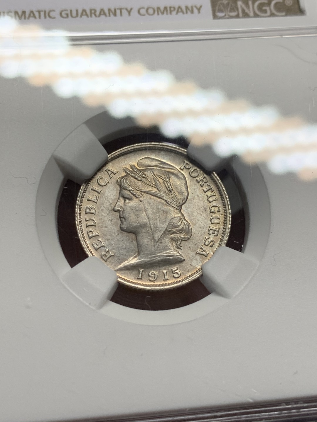 《竞宝斋》第135场-周日，周一连拍 (全场包邮) NGC-MS63 葡萄牙1915年 自由女神10分银币 好品辅币