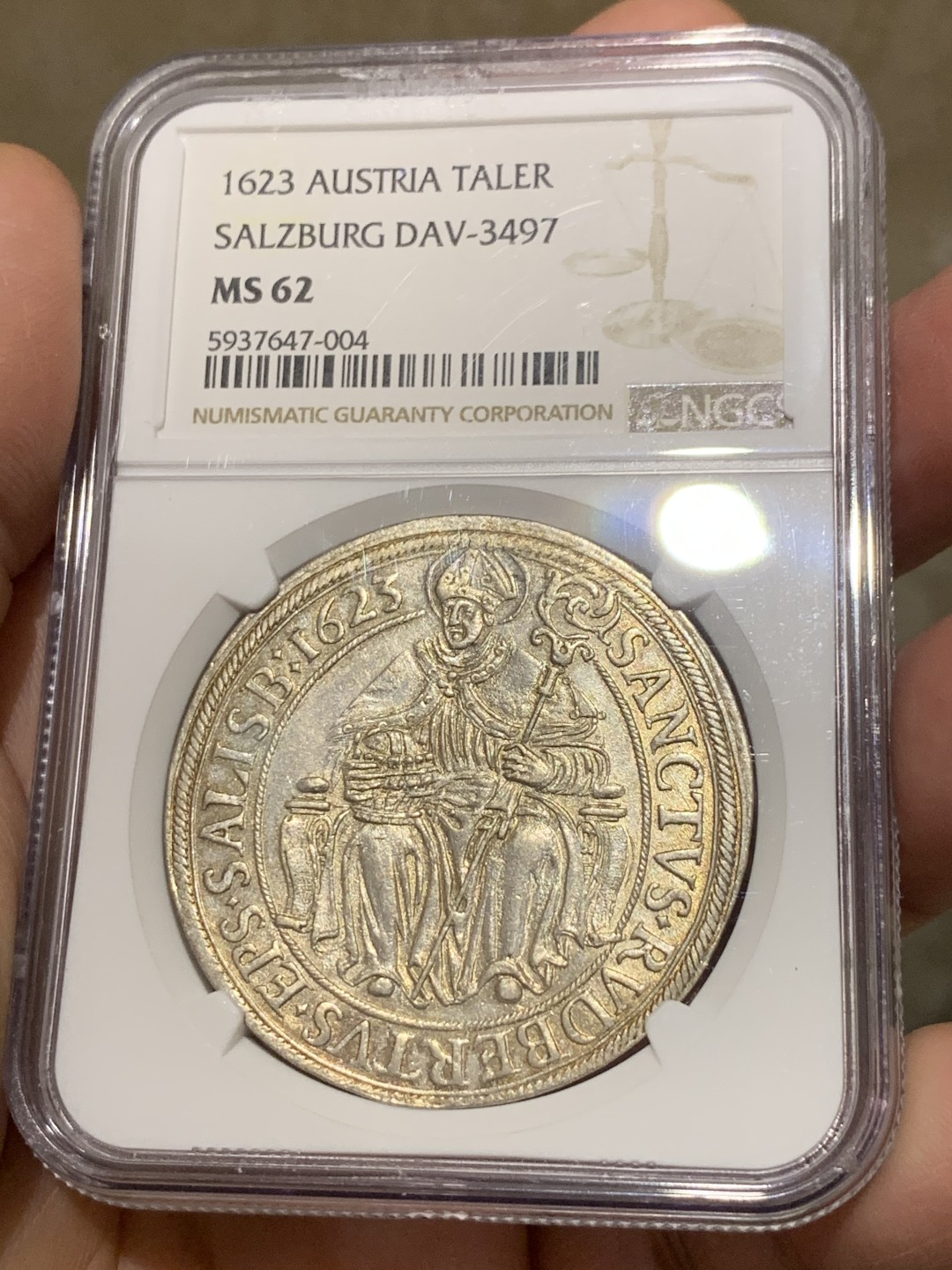 《竞宝斋》第135场-周日，周一连拍 (全场包邮) NGC MS62 神罗萨尔茨堡 1623年 泰勒银币 淡金彩 收藏级品相