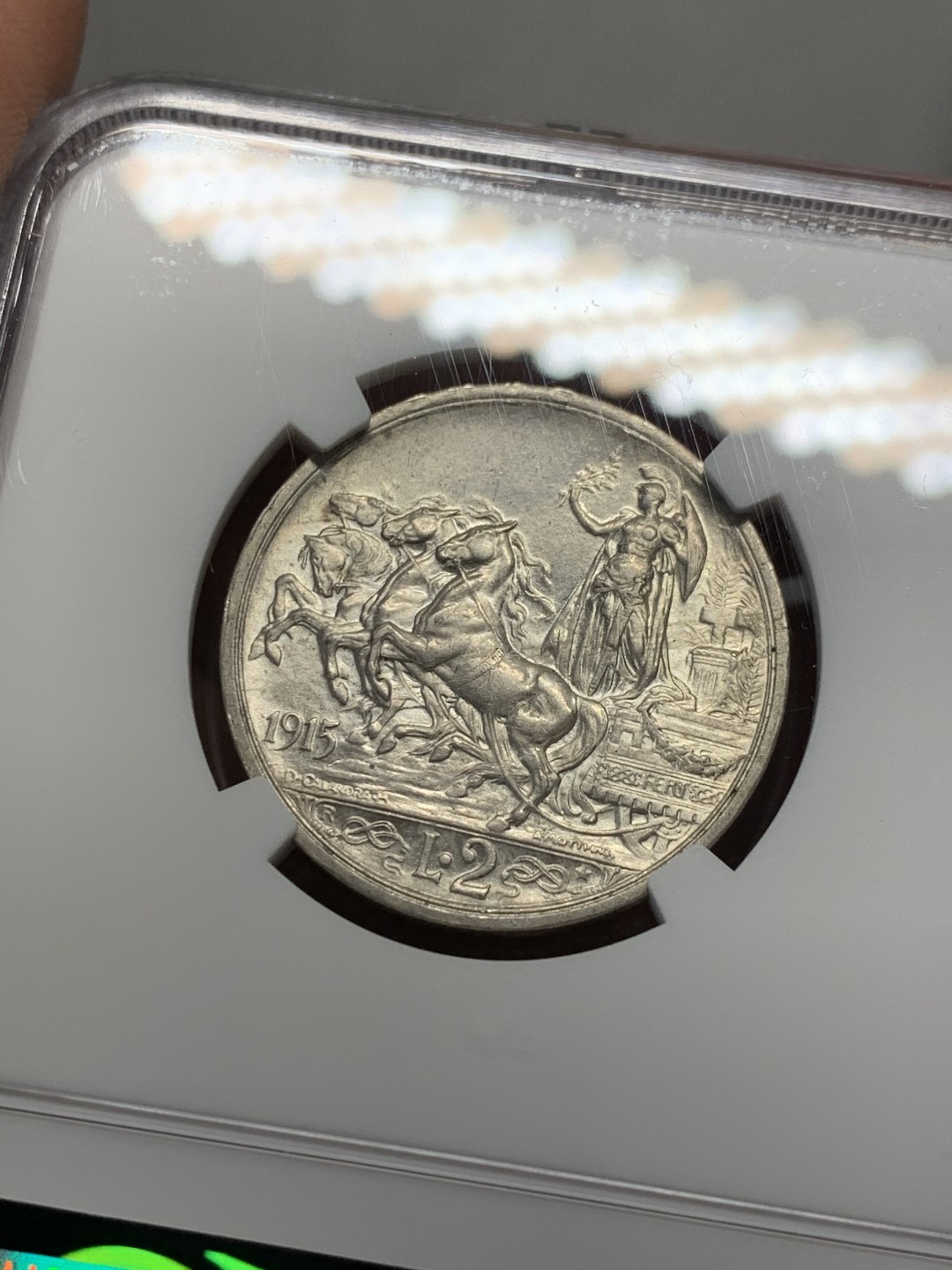 《竞宝斋》第135场-周日，周一连拍 (全场包邮) NGC-MS62 意大利1915年 胜利马车 2里拉银币 这东西现在欧洲也涨的多了