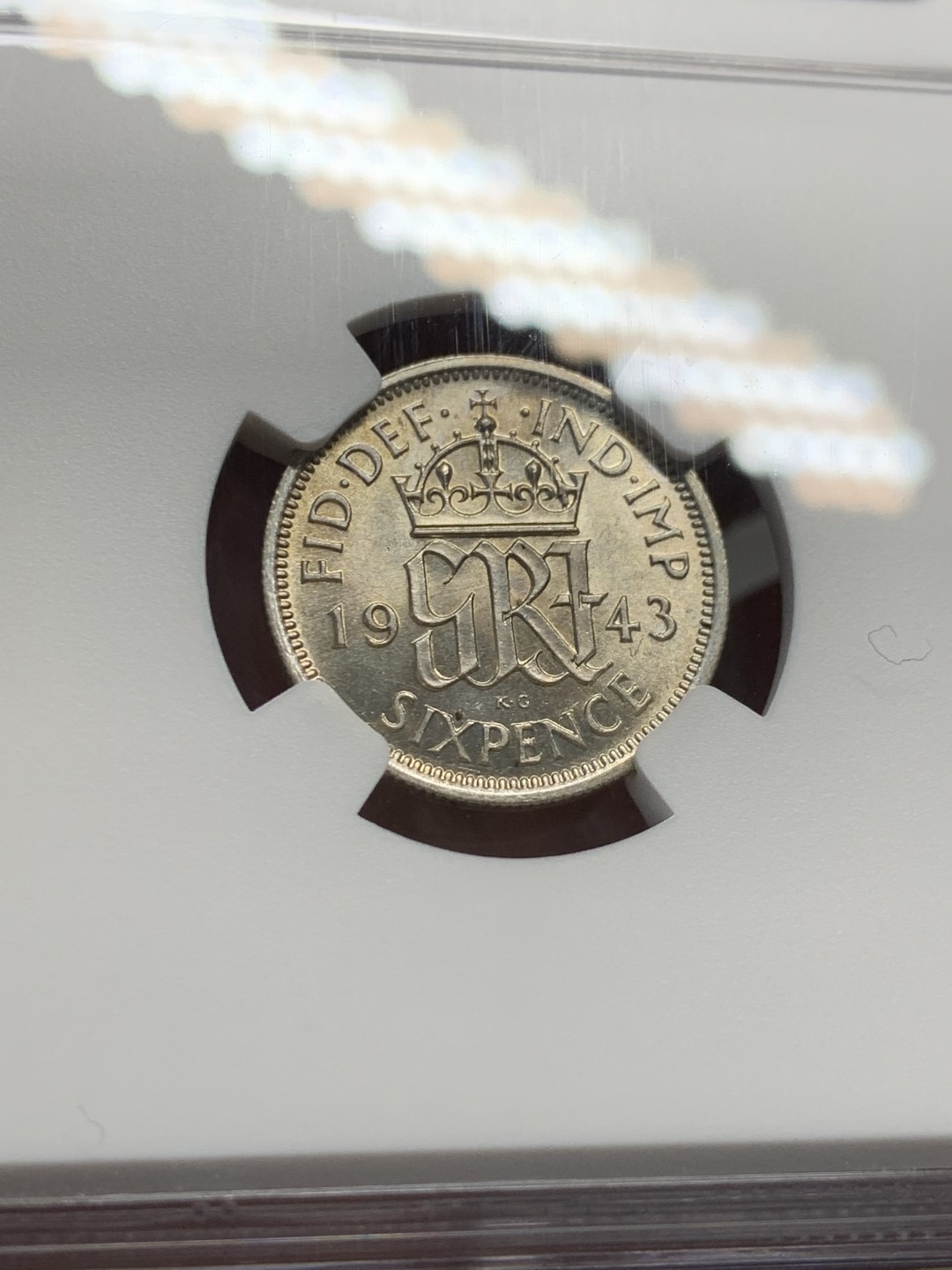 《竞宝斋》第135场-周日，周一连拍 (全场包邮) NGC-MS62 英国1943年 乔六6便士银币