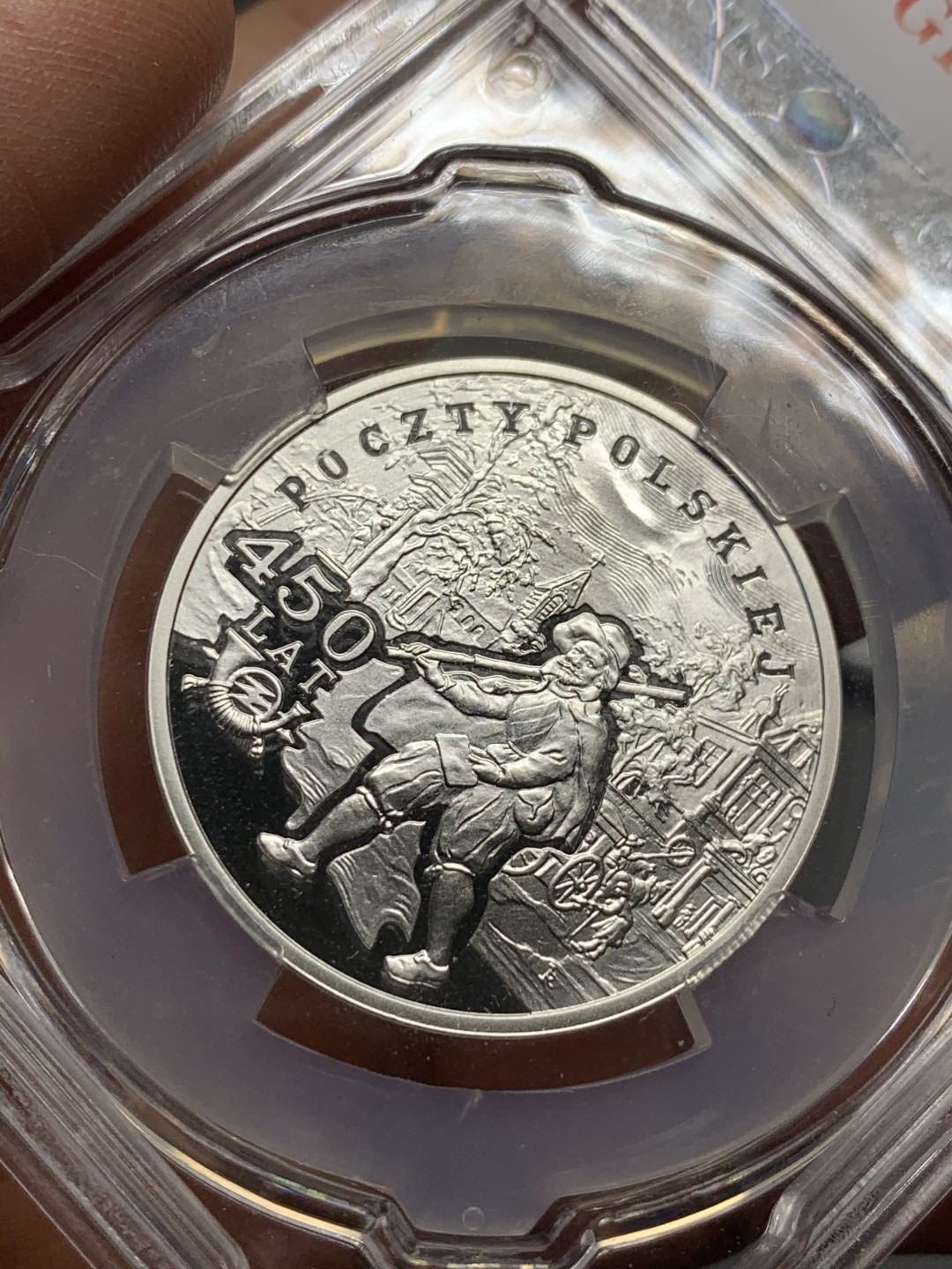 《竞宝斋》第135场-周日，周一连拍 (全场包邮) 信泰PF70UC 波兰2008年 10兹 幻彩银币