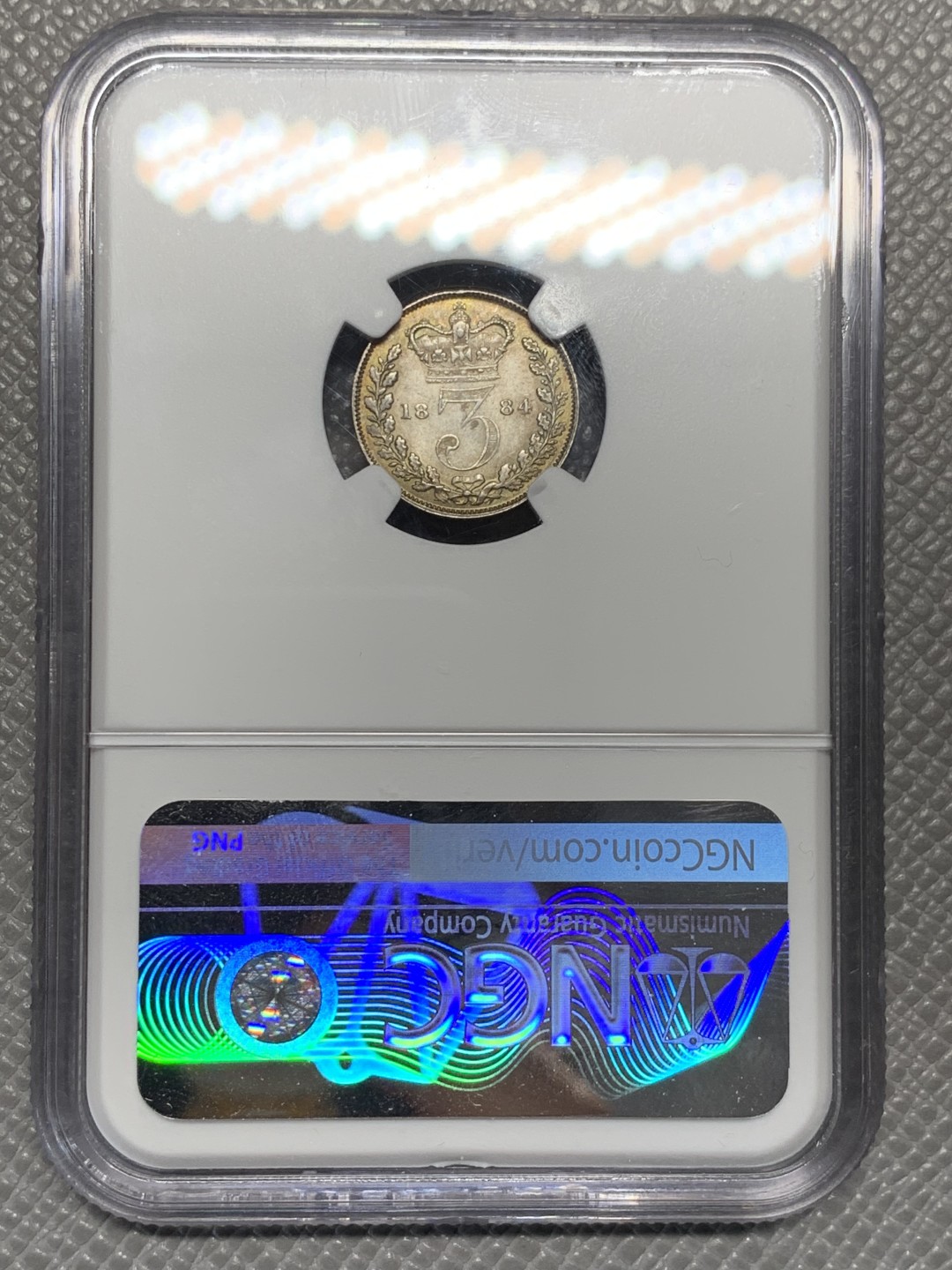 《竞宝斋》第135场-周日，周一连拍 (全场包邮) NGC MS 61 1884年英国小维3便士银币 原味好品
