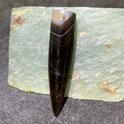精品药师玛瑙随形牙吊坠一颗， - 精品药师玛瑙随形牙吊坠一颗，
