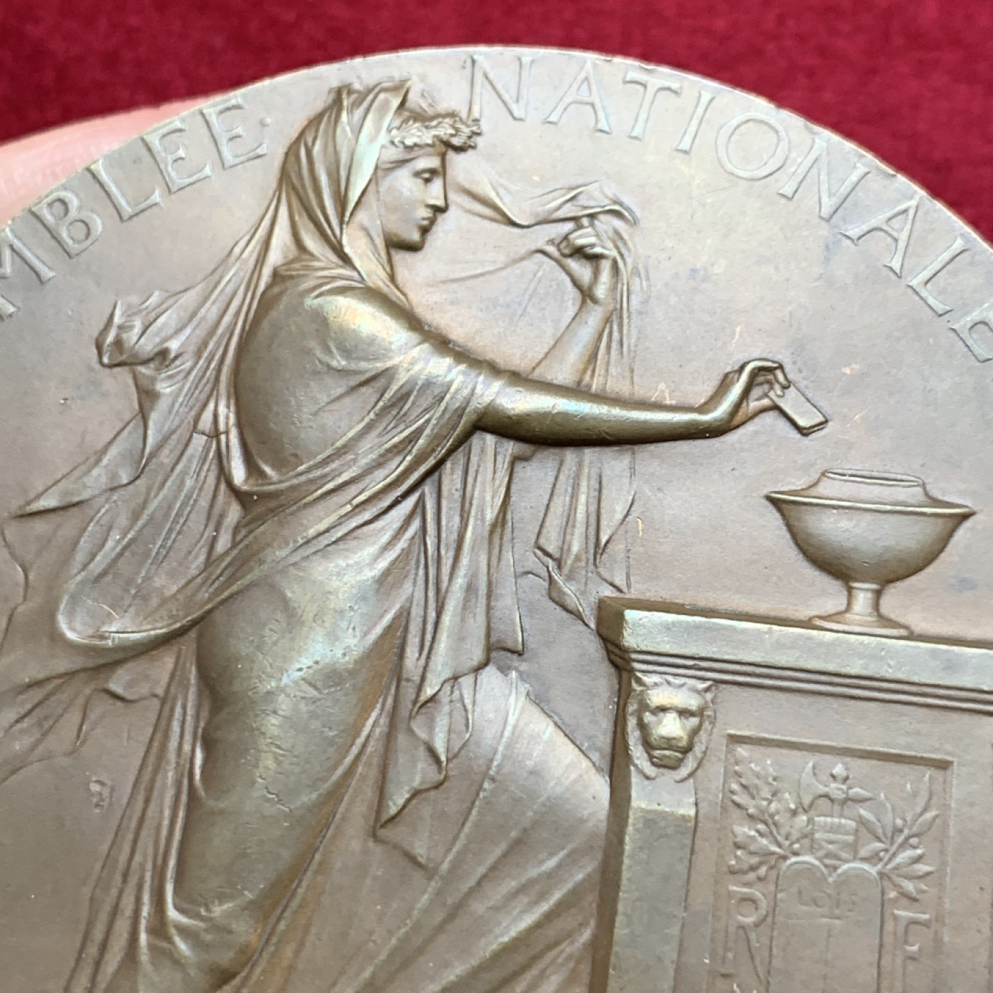 《竞宝斋》第135场-周日，周一连拍 (全场包邮) 1894年法国总统系列-佩里埃总统大铜章，直径68mm，重量136g