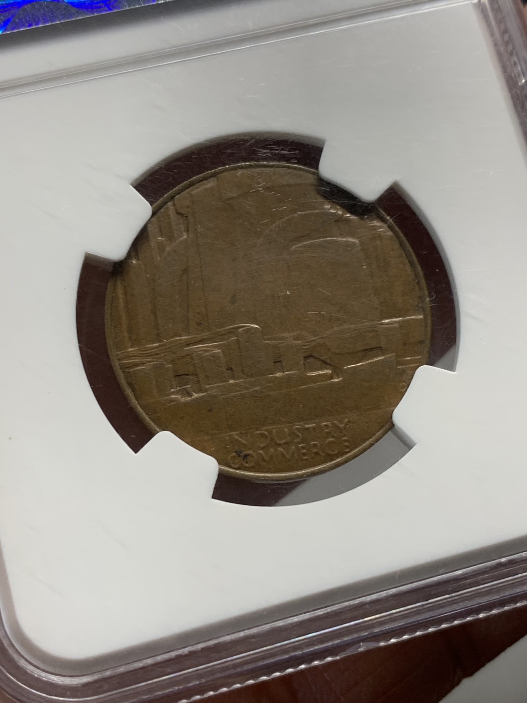 《竞宝斋》第135场-周日，周一连拍 (全场包邮) NGC-MS63BN 1924年 英国 伦敦大英帝国博览会纪念铜章，正面孟虎侧像威风凛凛，设计感强烈。老N盒高分，不多见到的品种