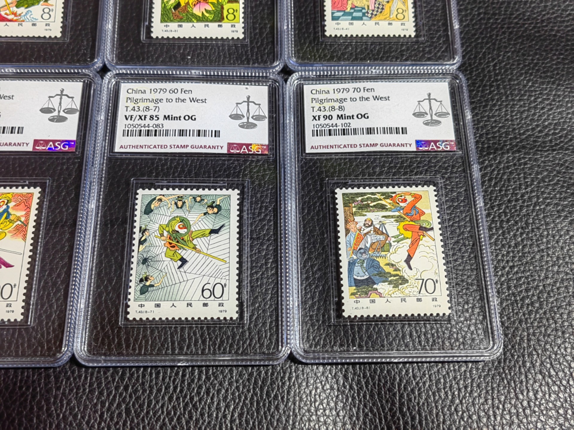 洪涛臻品批发群  精选邮票限时拍卖第一百七十五期 T43西游记新全  ASG评级  5枚90，3枚85，均OG。最严格时期一次性出分，一手货，藏家首选。家喻户晓的精品西游记，混分超高性价比，单单评级费就要800块，配分必备。喜欢不要错过