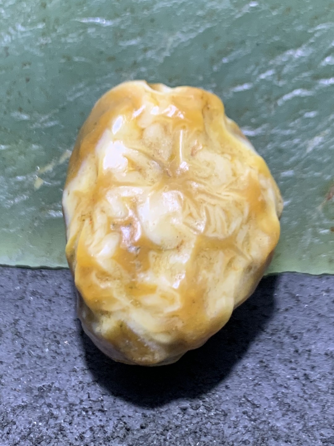 精美罕见高玉化阿拉善飘花筋脉石原石珠子一颗，