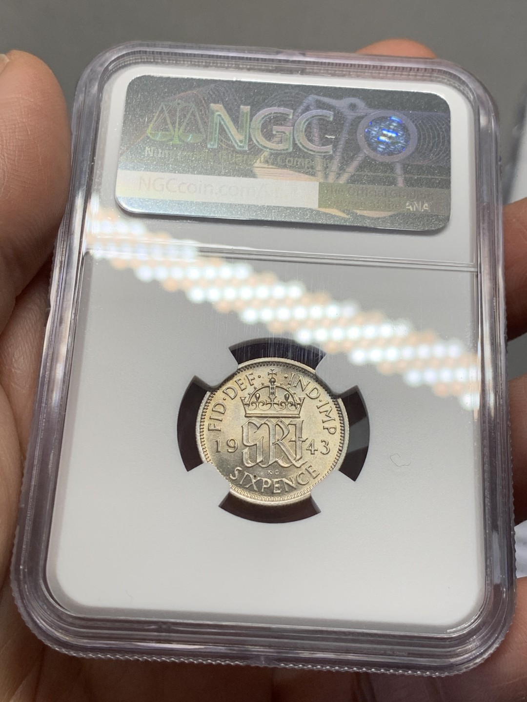 《竞宝斋》第135场-周日，周一连拍 (全场包邮) NGC-MS62 英国1943年 乔六6便士银币