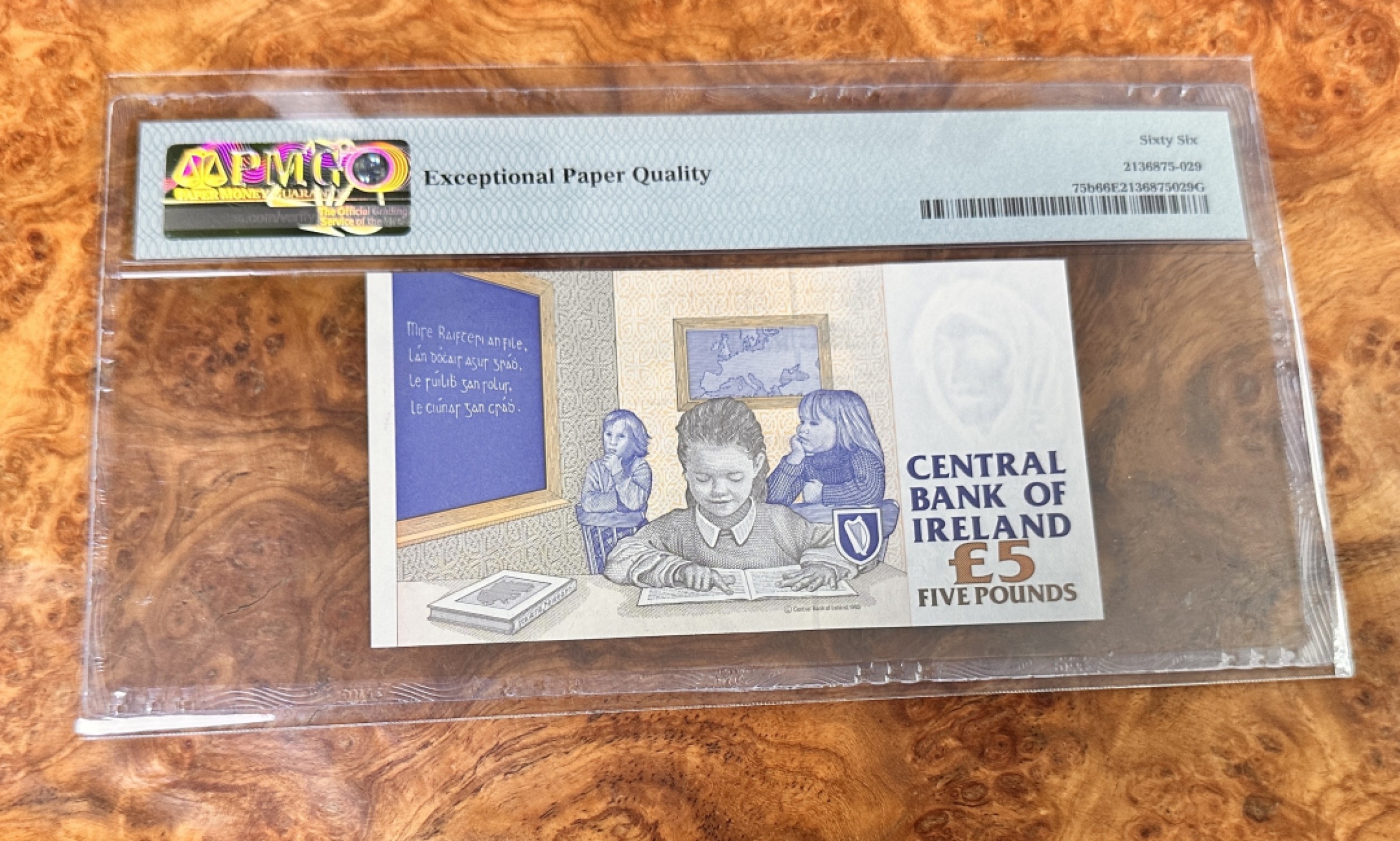 Chase Auction 第17期 - - 外钞、民国钞和人民币混合场！（临时有事，推迟到20号） 1994年爱尔兰5镑，PMG66！