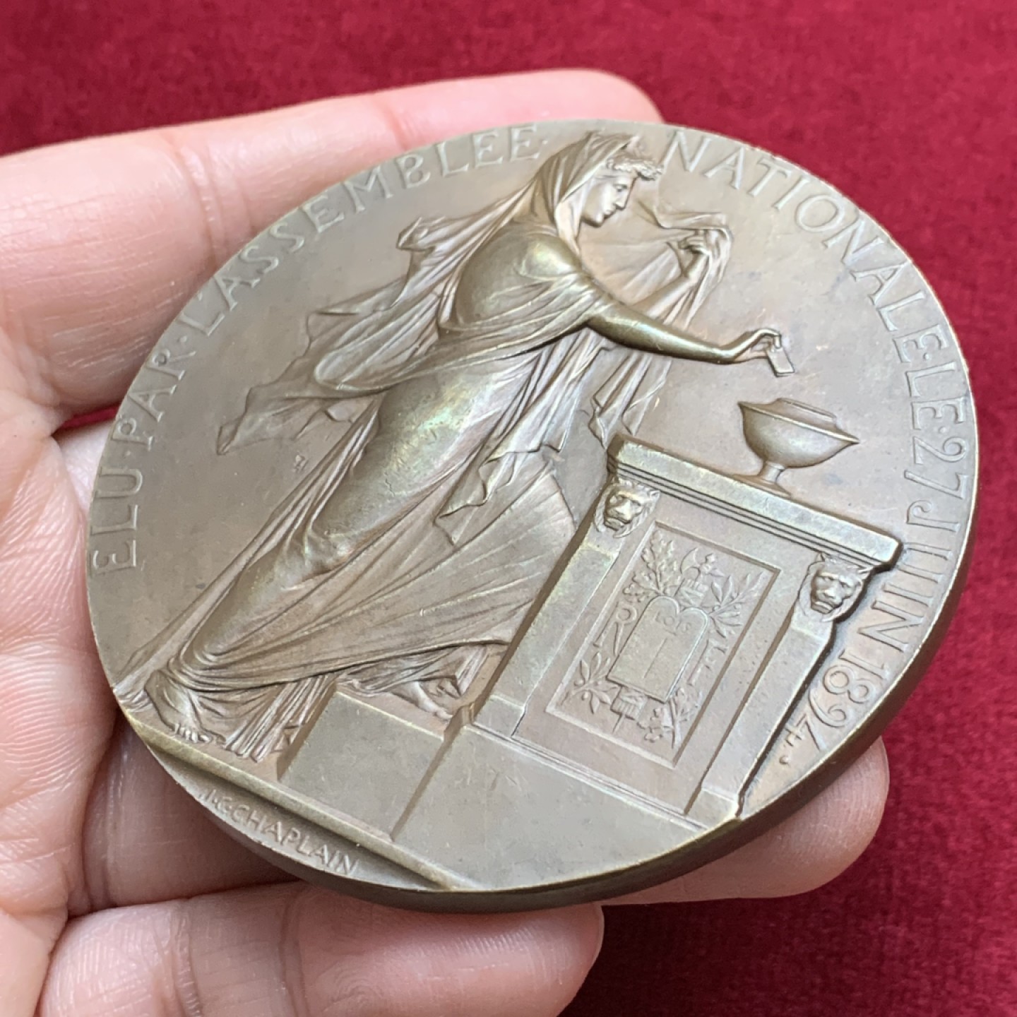 《竞宝斋》第135场-周日，周一连拍 (全场包邮) 1894年法国总统系列-佩里埃总统大铜章，直径68mm，重量136g