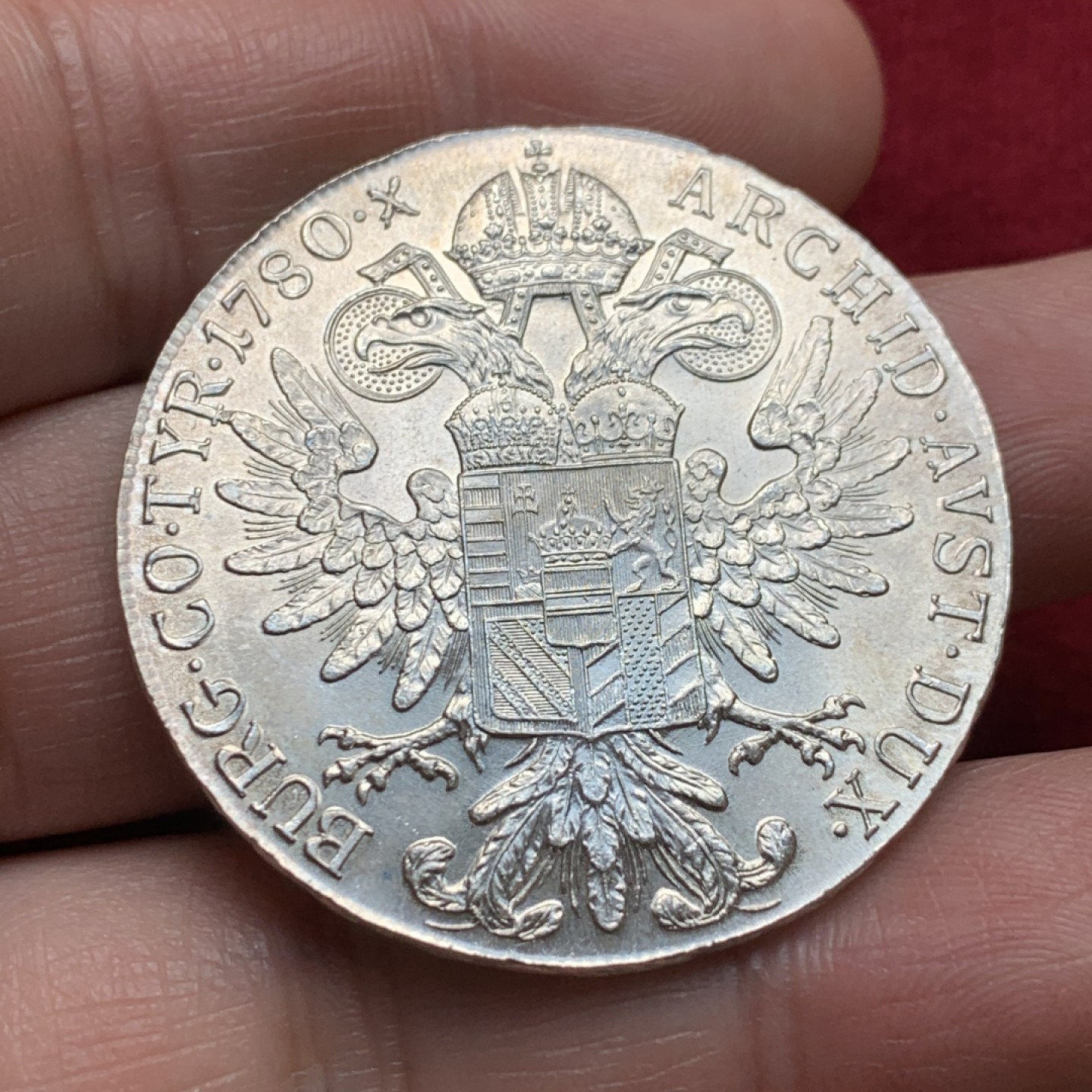 《竞宝斋》第135场-周日，周一连拍 (全场包邮) 奥匈帝国 1780 后铸版 大奶妈银币 带转光