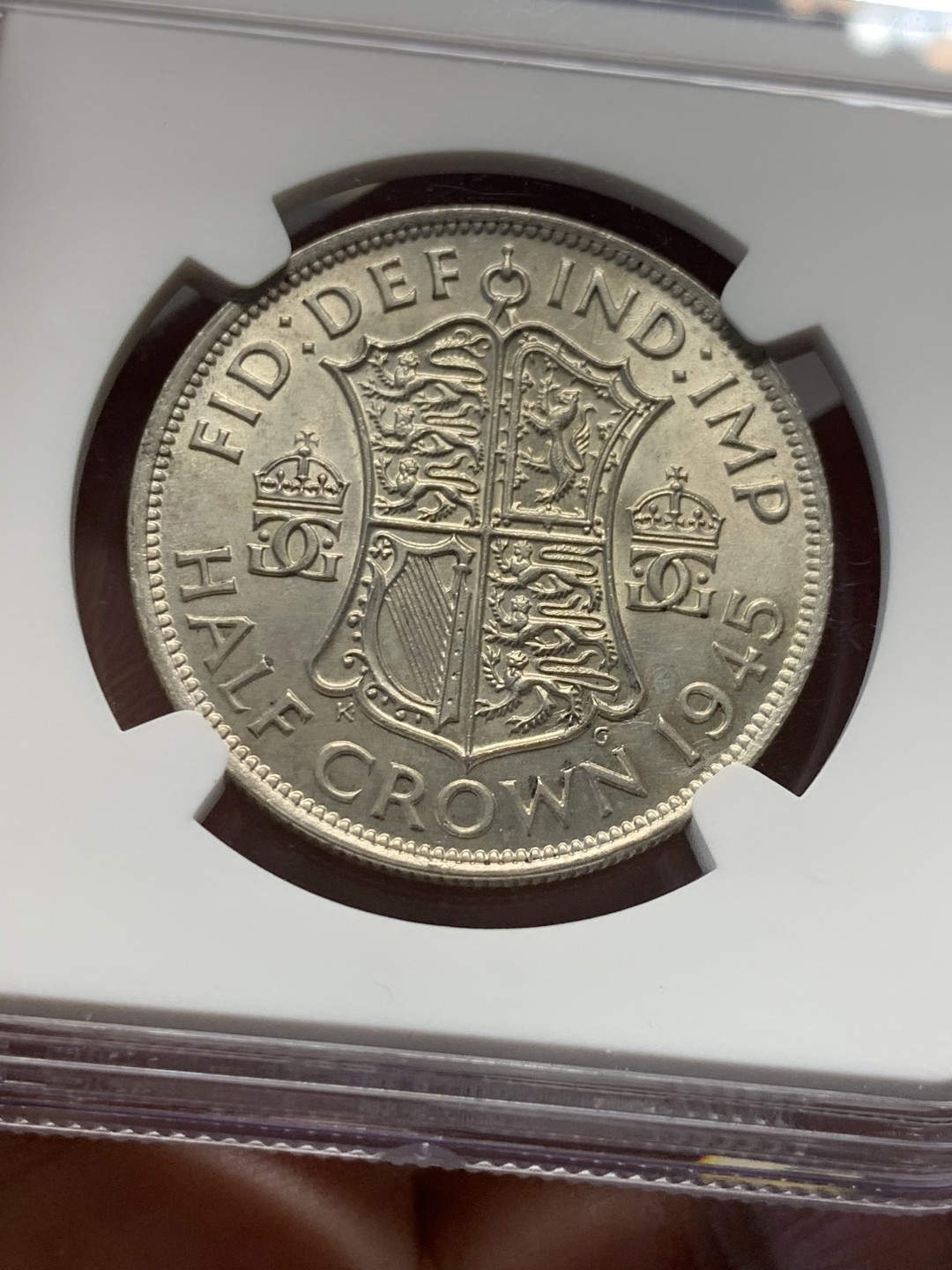 《竞宝斋》第135场-周日，周一连拍 (全场包邮) NGC-MS62 英国1945年 乔六 1/2克朗银币