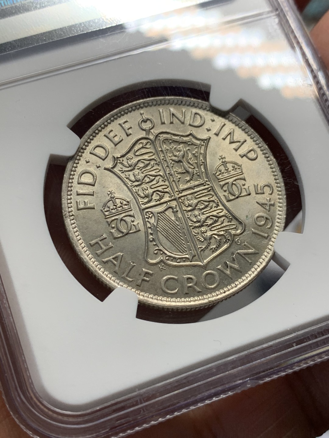 《竞宝斋》第135场-周日，周一连拍 (全场包邮) NGC-MS62 英国1945年 乔六 1/2克朗银币