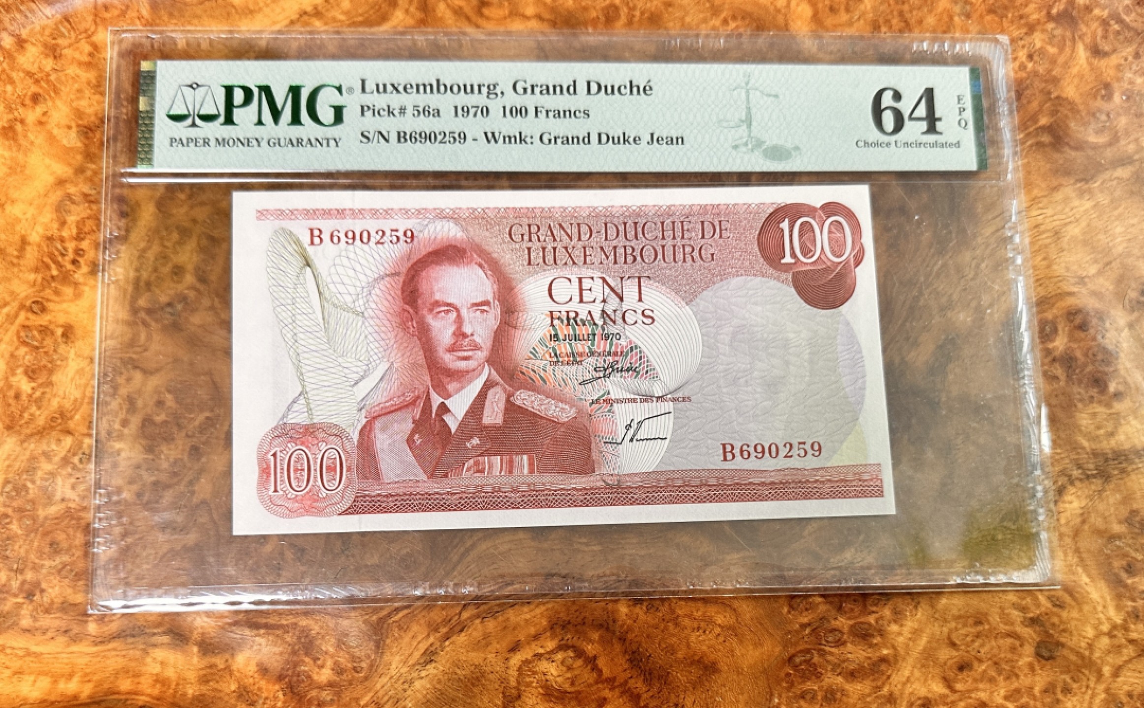 Chase Auction 第17期 - - 外钞、民国钞和人民币混合场！（临时有事，推迟到20号） 1970年卢森堡100法郎，PMG64e！
