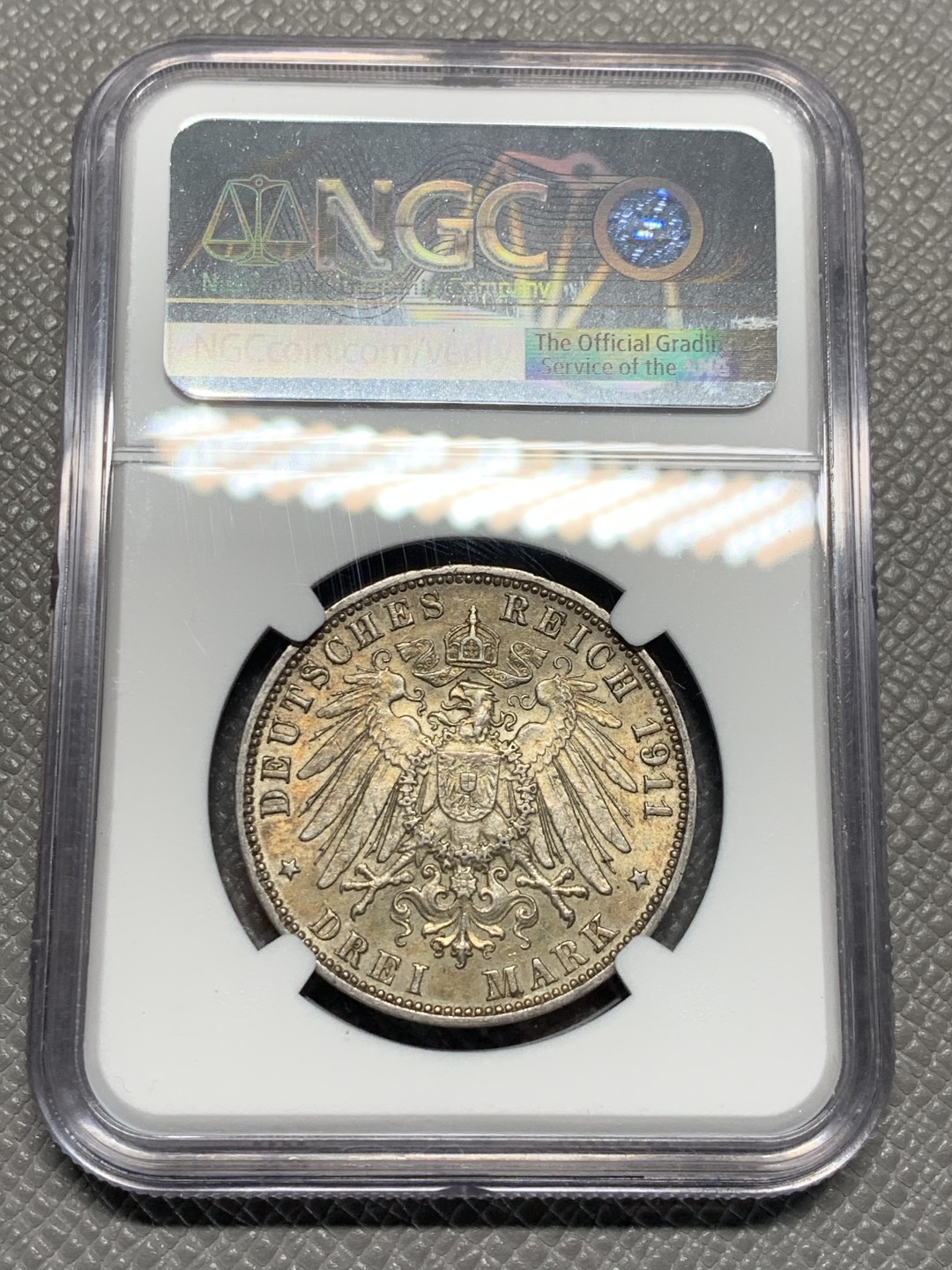 《竞宝斋》第135场-周日，周一连拍 (全场包邮) NGC-MS62 德国1911年 双狮盾牌3马克银币 淡彩