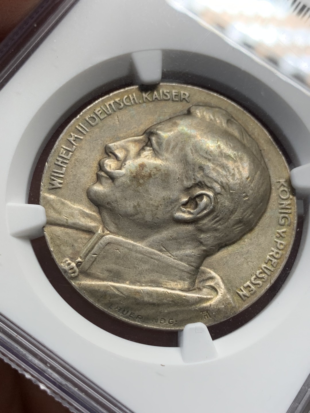 《竞宝斋》第135场-周日，周一连拍 (全场包邮) NGC-AU58 1913年 德皇威廉二世加冕25周年纪念银章 原味欧洲灰包浆，皇冠面状态出色