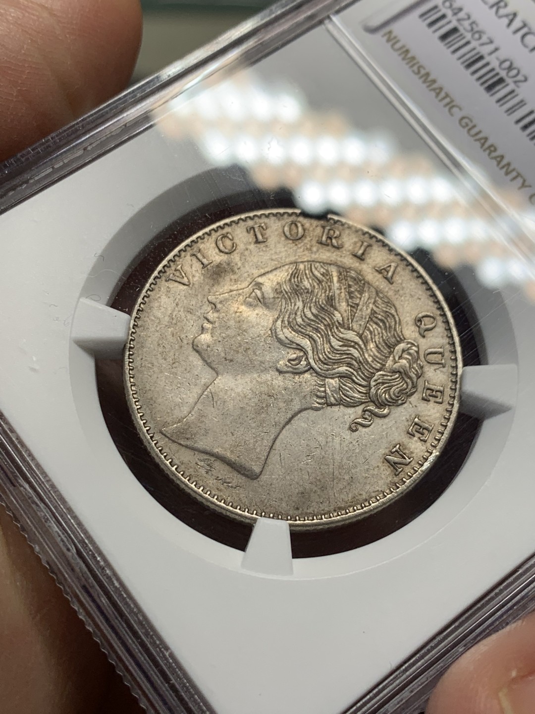 《竞宝斋》第135场-周日，周一连拍 (全场包邮) NGC UNC 1840C英属印度维多利亚单辫卢比 原味包浆 转光完好