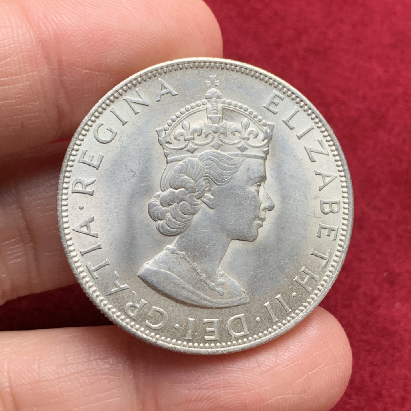 《竞宝斋》第135场-周日，周一连拍 (全场包邮) 百慕大英国殖民地 1964年 伊丽莎白二世 1crown银币 由皇家铸币厂铸造