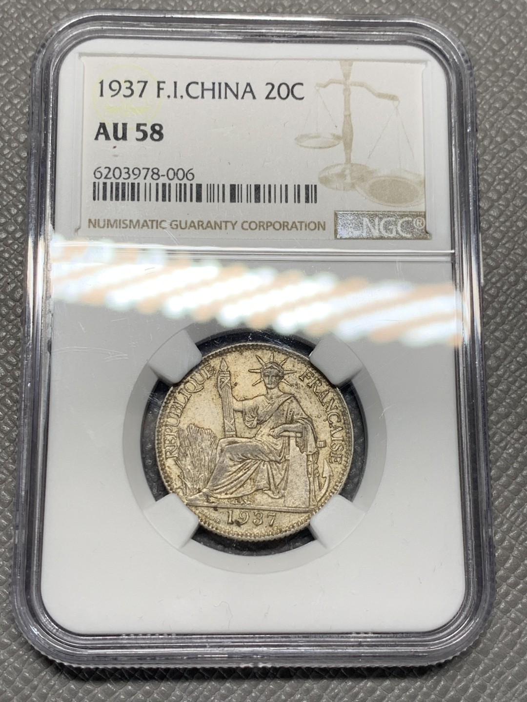 《竞宝斋》第135场-周日，周一连拍 (全场包邮) NGC AU58 法属印度支那1937年坐洋20分银币
