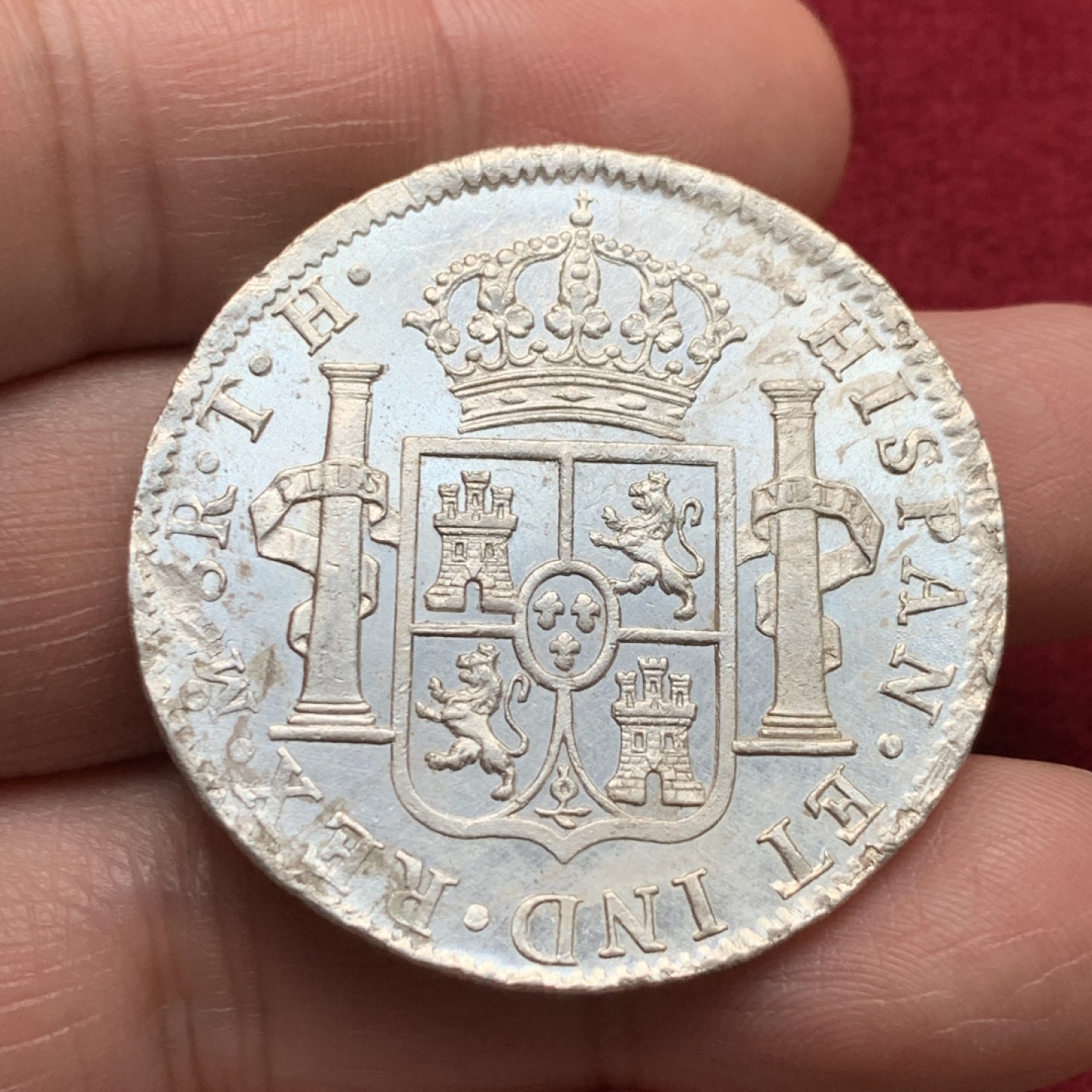 《竞宝斋》第135场-周日，周一连拍 (全场包邮) 墨西哥 1805年 卡四 双柱 8R 大银币 正反深打 墙砖清晰 难得品相