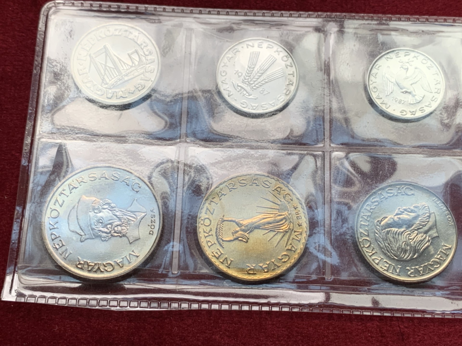 《竞宝斋》第135场-周日，周一连拍 (全场包邮) 匈牙利1987年清年份10枚普制套币