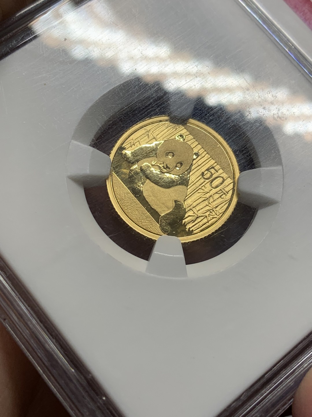 《竞宝斋》第135场-周日，周一连拍 (全场包邮) NGC-MS70 2015年熊猫金币 早期标 熊猫标签 1/10盎司 3.1克