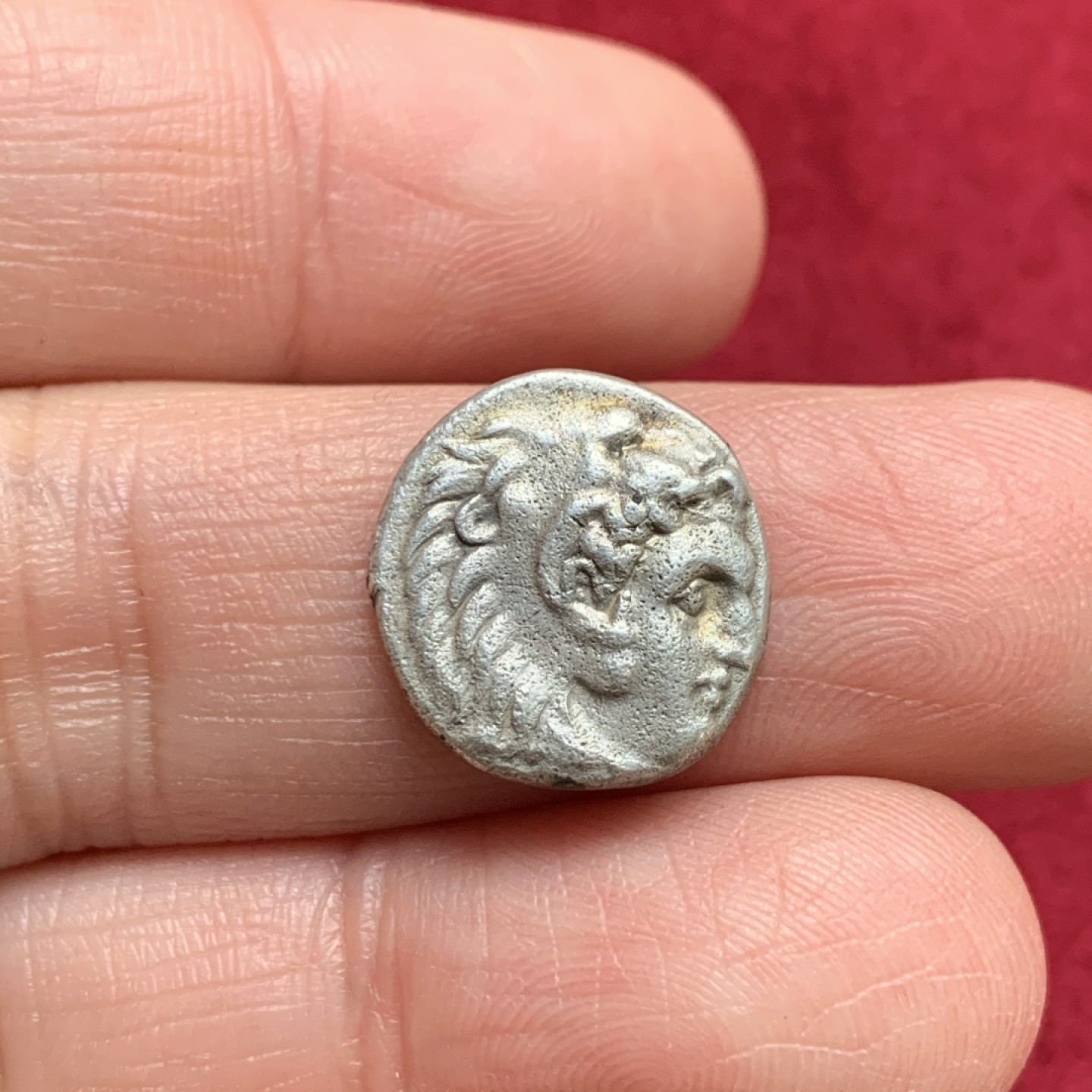 《竞宝斋》第135场-周日，周一连拍 (全场包邮) 古希腊 公元336-323年 亚历山大大帝 1德银币 背面为宙斯坐像 4.06克