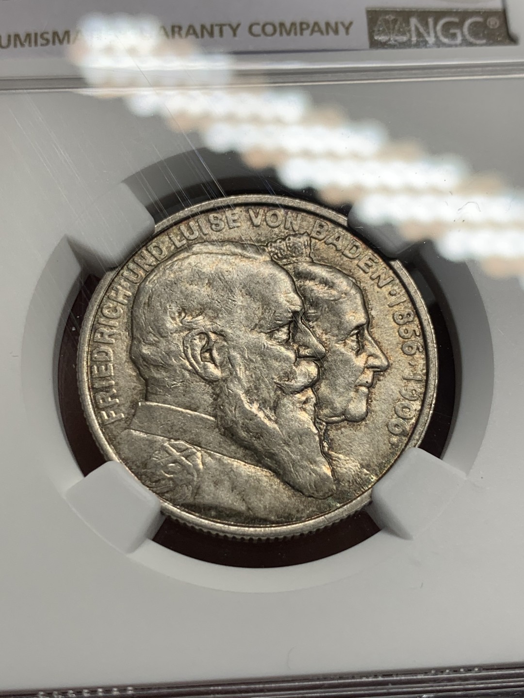 《竞宝斋》第135场-周日，周一连拍 (全场包邮) NGC-MS64 德国巴登1906年金婚纪念2马克银币 五彩包浆 赏心悦目