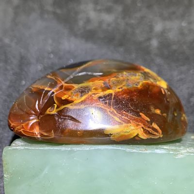 精美战国红玛瑙雕刻冰裂纹笑口常开把件一个！ 精美战国红玛瑙雕刻冰裂纹笑口常开把件一个！