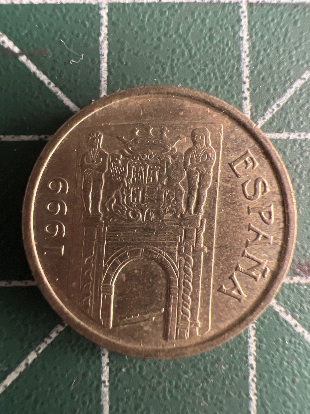 泡泡堂微拍第六十二幕硬币捡漏可累计专场👿👿，零佣金，零押金，累计满二十元包邮，接受代拍业务 西班牙5比塞塔