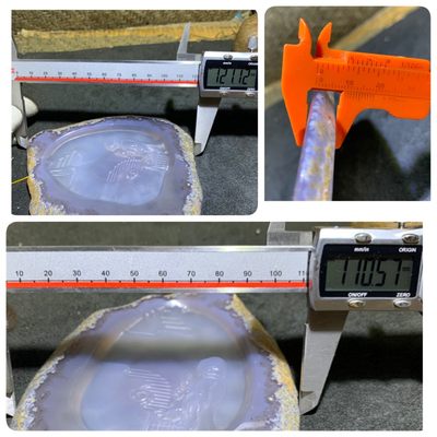 重器天然冰纹原皮玛瑙巧雕禅悟大 牌子一块， 重器天然冰纹原皮玛瑙巧雕禅悟大 牌子一块，