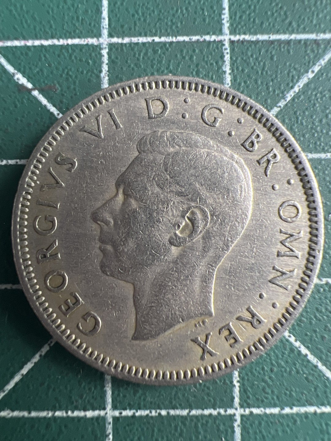 泡泡堂微拍第六十二幕硬币捡漏可累计专场👿👿，零佣金，零押金，累计满二十元包邮，接受代拍业务 英国乔六1949年一先令