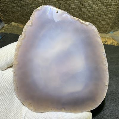 重器天然冰纹原皮玛瑙巧雕禅悟大 牌子一块， 重器天然冰纹原皮玛瑙巧雕禅悟大 牌子一块，