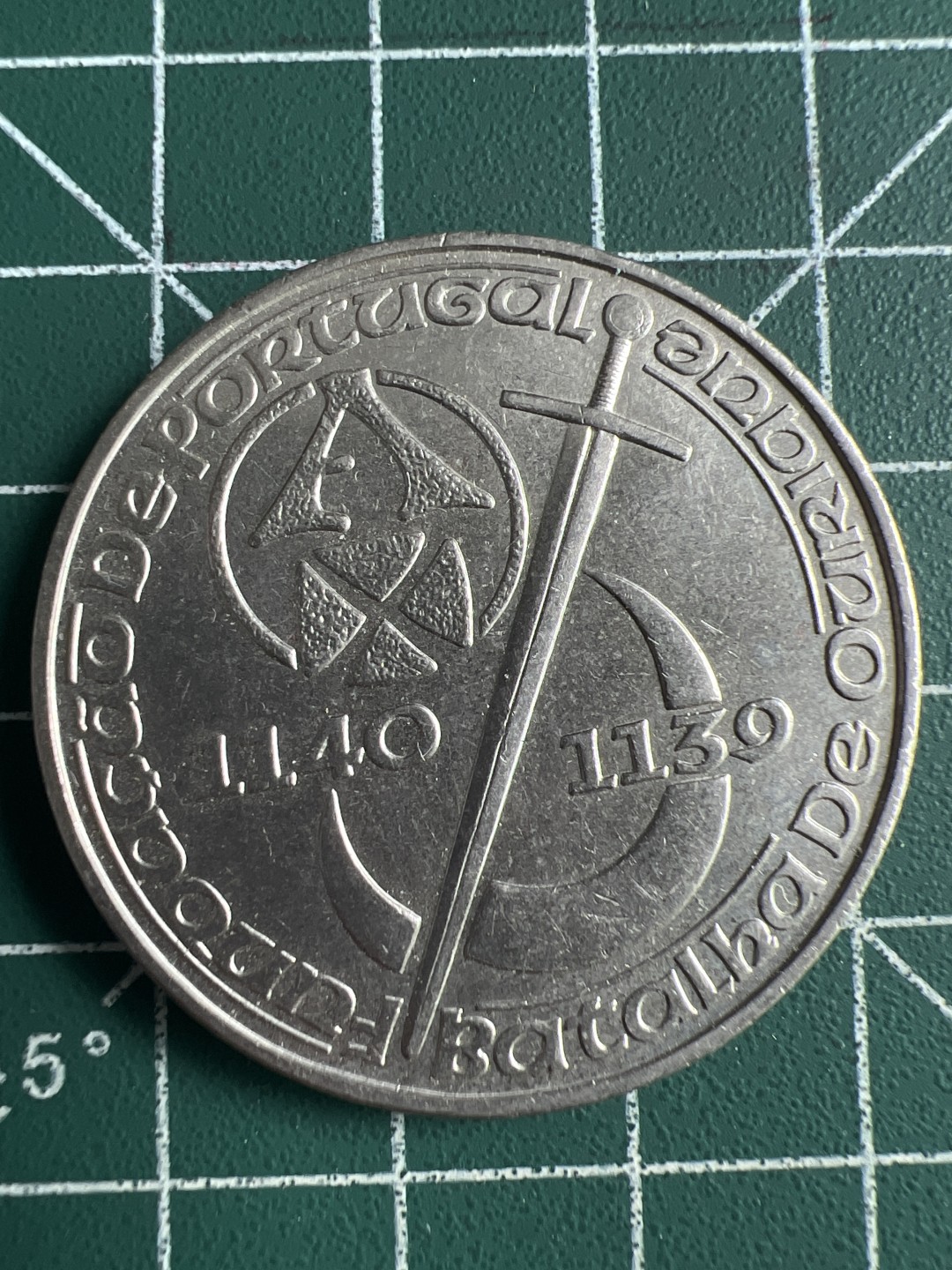 泡泡堂微拍第六十二幕硬币捡漏可累计专场👿👿，零佣金，零押金，累计满二十元包邮，接受代拍业务 葡萄牙大型纪念币