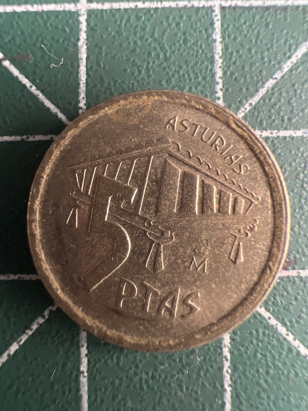 泡泡堂微拍第六十二幕硬币捡漏可累计专场👿👿，零佣金，零押金，累计满二十元包邮，接受代拍业务 西班牙5比塞塔