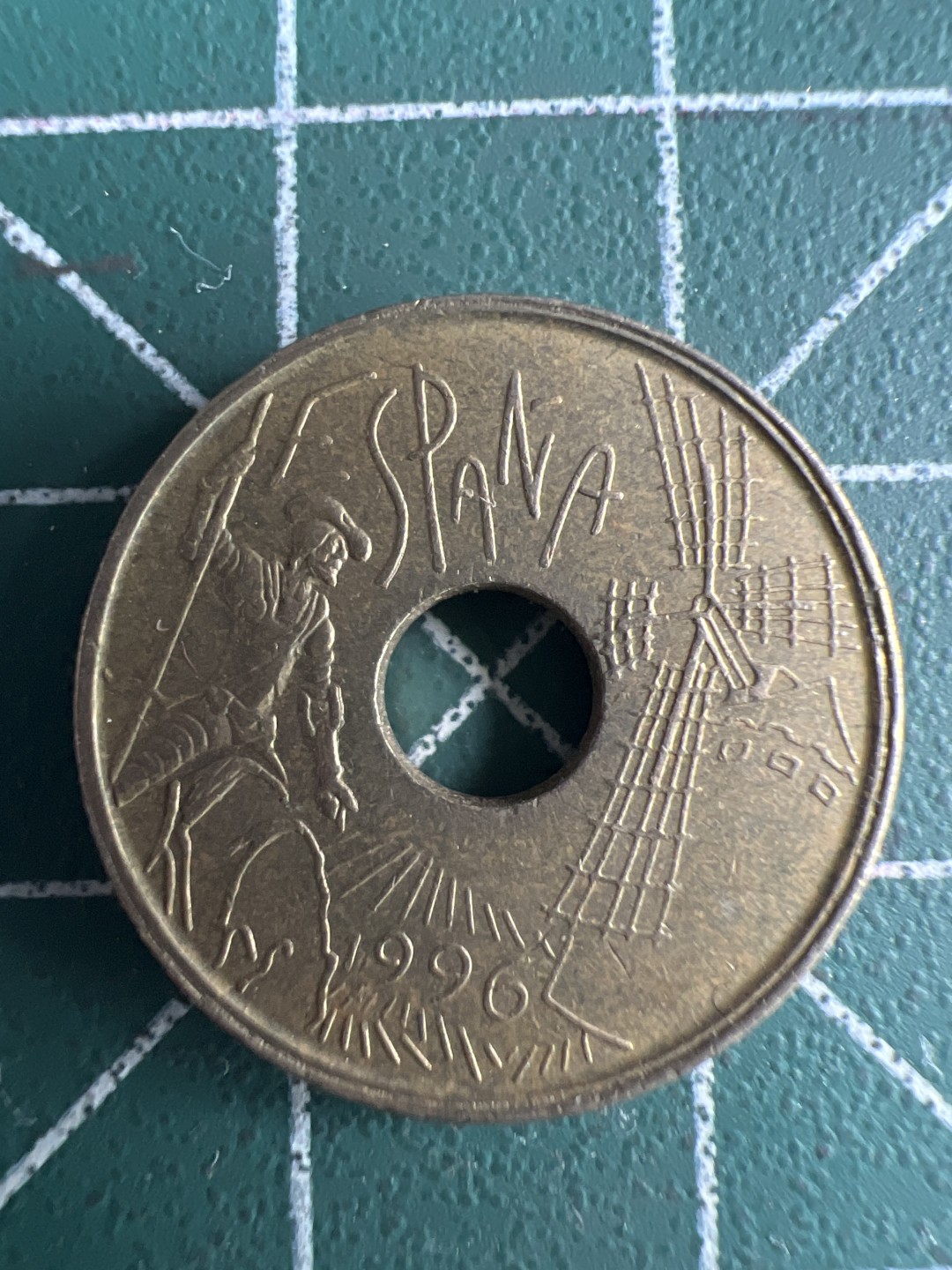 泡泡堂微拍第六十二幕硬币捡漏可累计专场👿👿，零佣金，零押金，累计满二十元包邮，接受代拍业务 西班牙25比塞塔