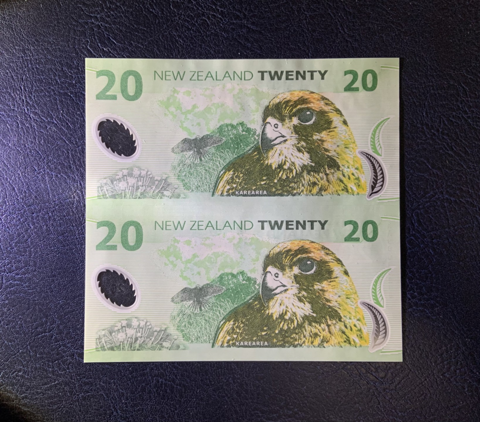 收藏联盟Quantum Auction 第233期拍卖 新西兰1999年20元两连体 品相全新UNC AA冠 附带原册