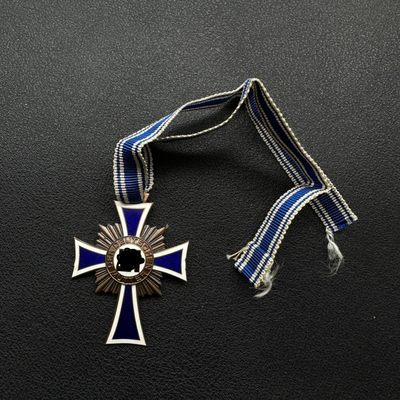 勋章交易所2月19日专场 德国WWII铜级母亲勋章