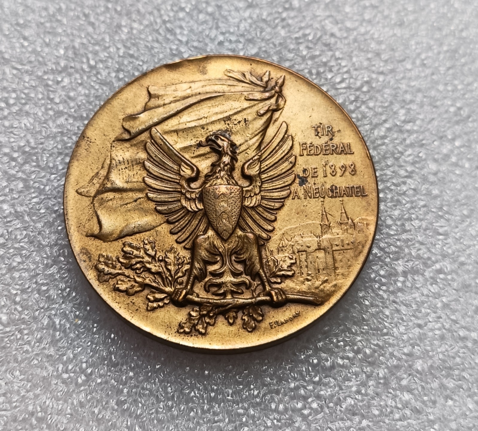 瓶子🏺第79期拍卖会 1898年瑞士纳沙泰尔射击节铜章直径45mm重量50.8g