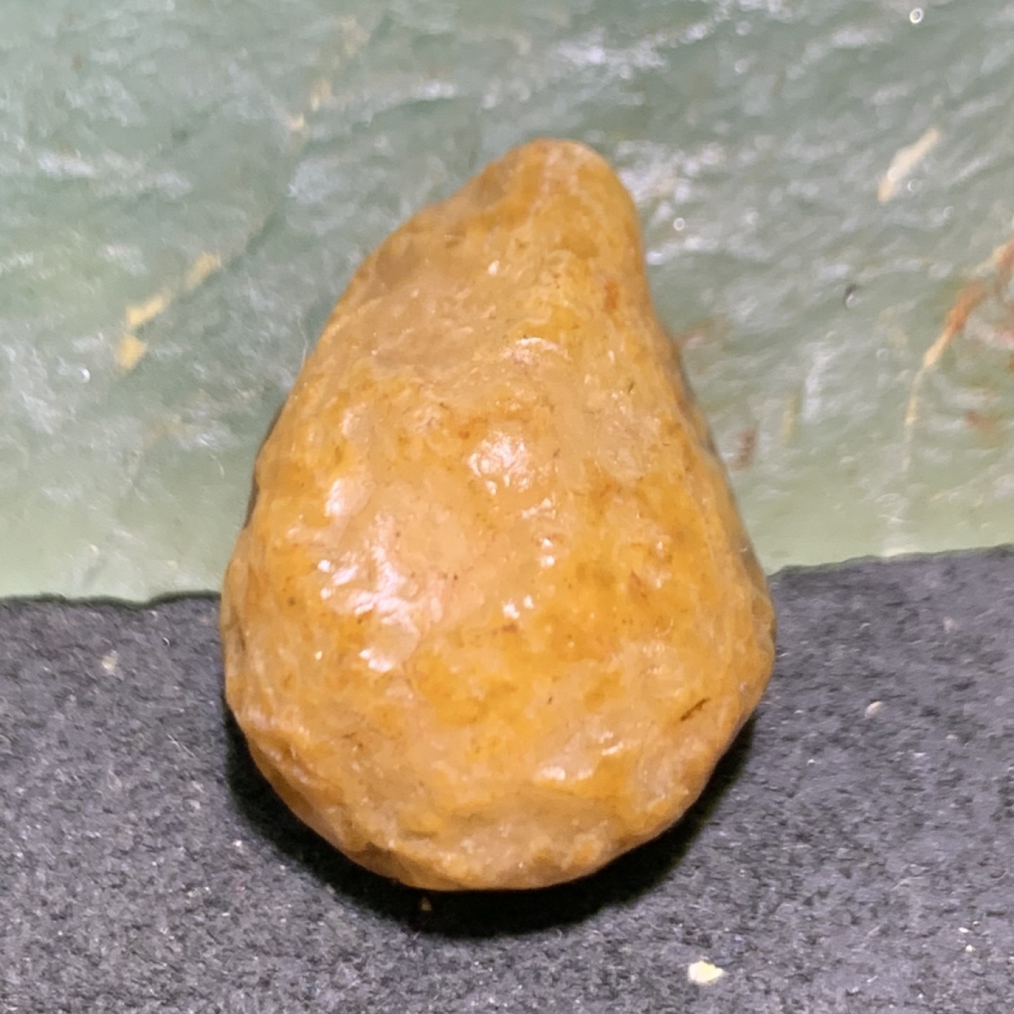 精美戈壁高玉化筋脉石小原石一颗